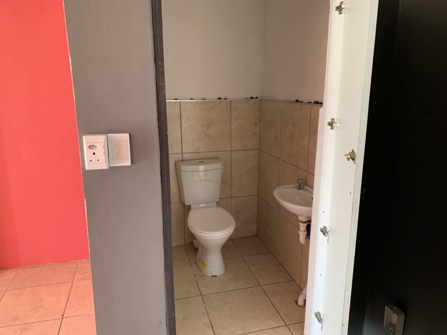 To Let commercial Property for Rent in Kuils River Western Cape